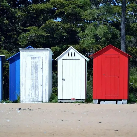 La Maison Des Suisses Dom wakacyjny Saint-Denis-dʼOléron