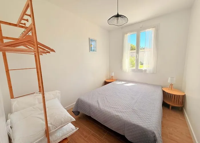 Сasa de vacaciones La Maison Des Suisses Saint-Denis-dʼOléron