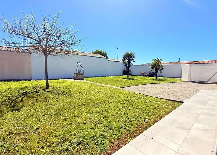 La Maison Des Suisses