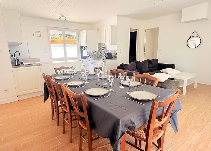 Сasa de vacaciones La Maison Des Suisses